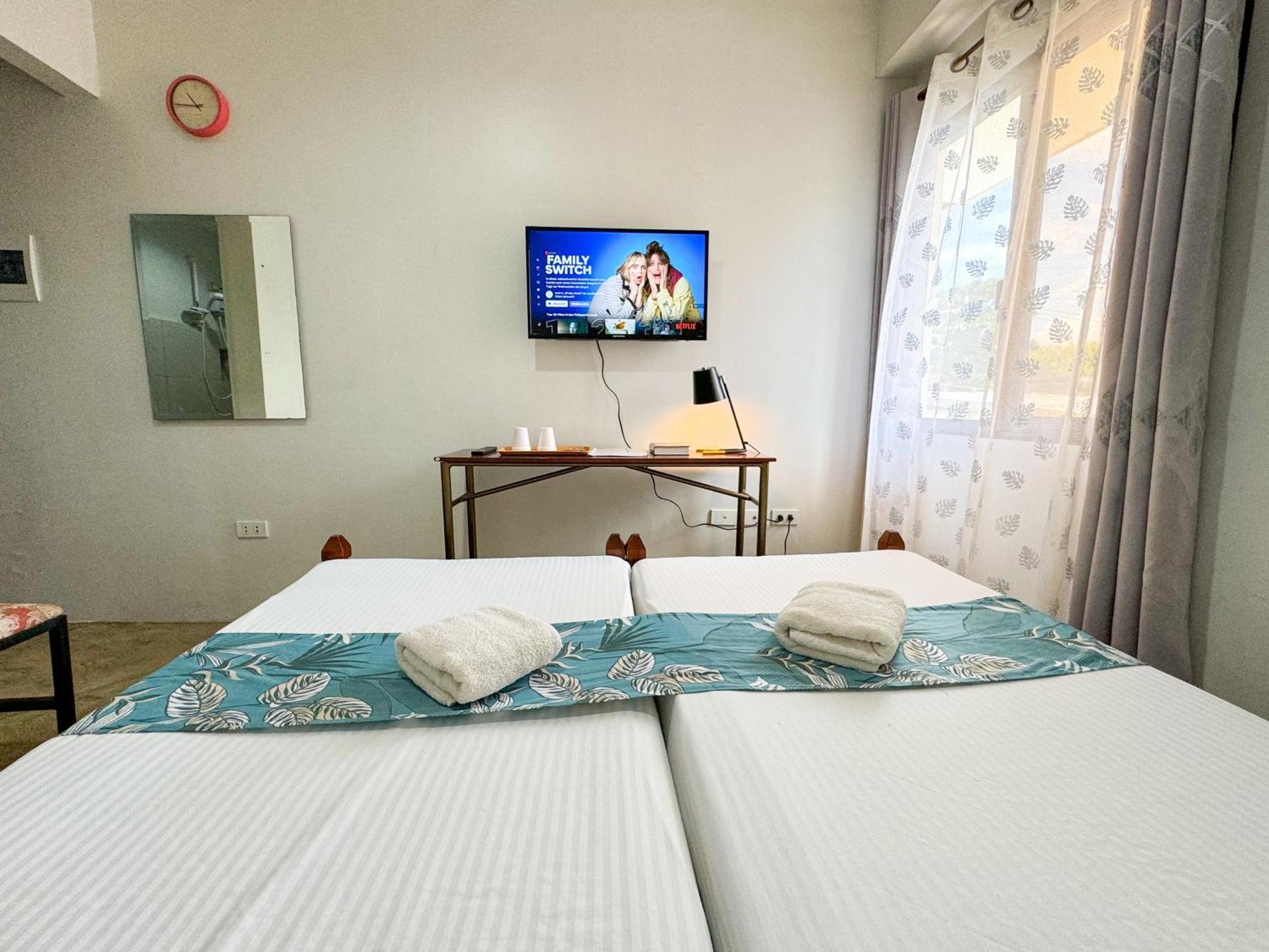 Gplace Hotel سيبو المظهر الخارجي الصورة