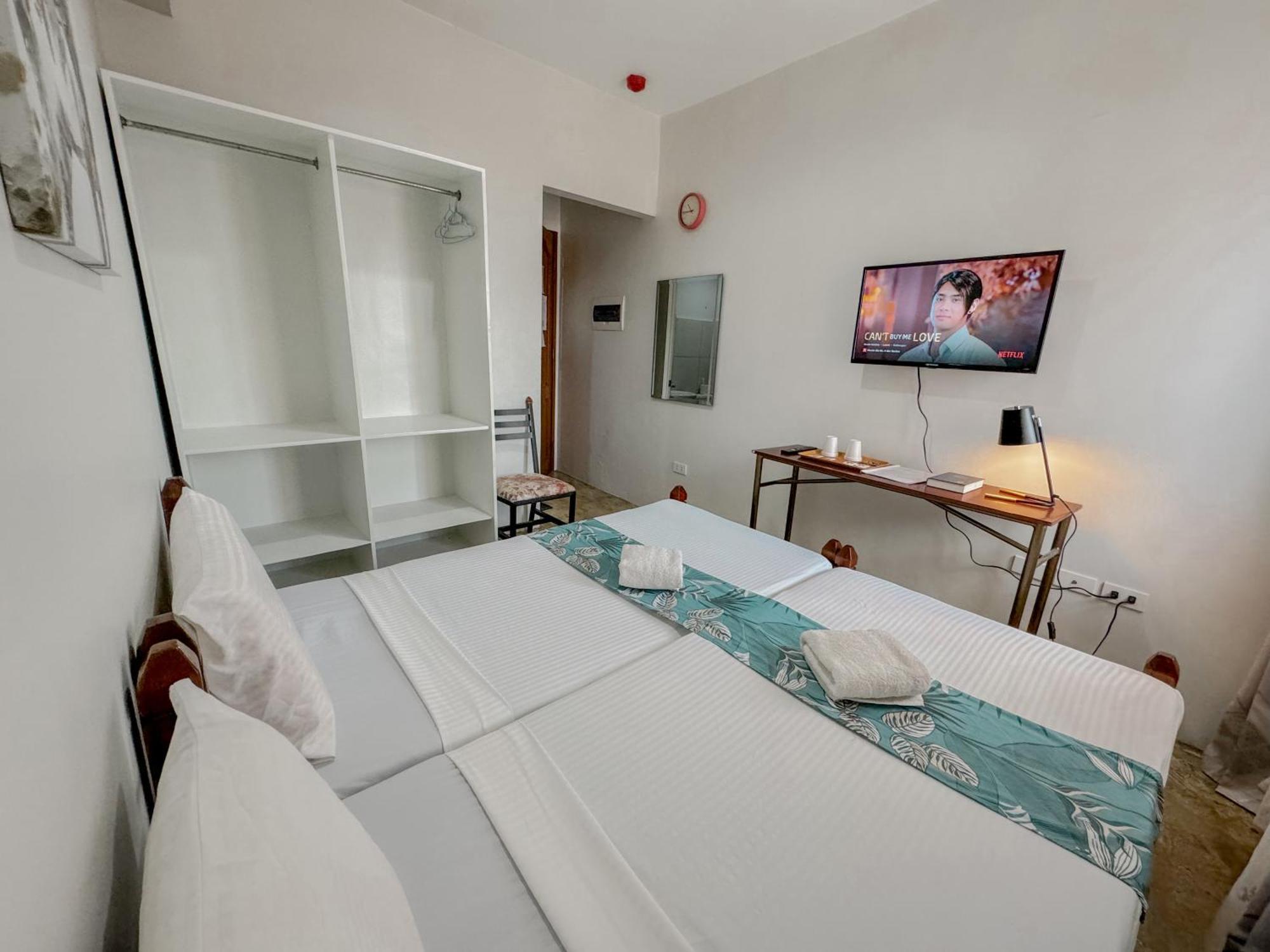 Gplace Hotel سيبو المظهر الخارجي الصورة